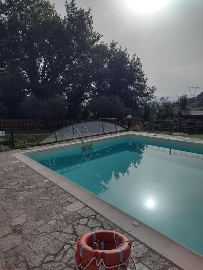 Bed and Breakfast Al Gattosaggio Монтекарло Екстер'єр фото